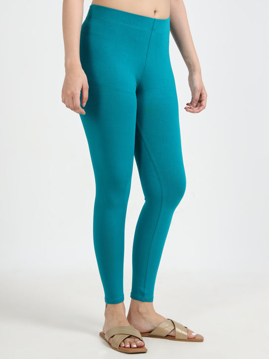 Varnam Women Ankle Length Cotton Leggings – Ramar Green
