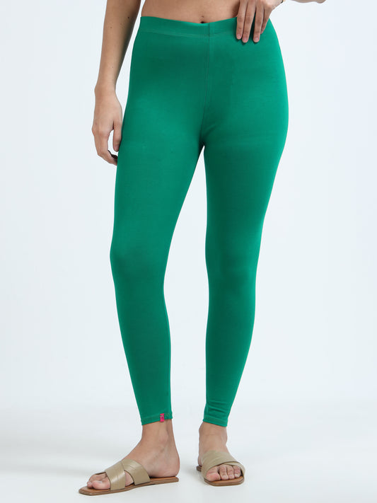 Varnam Women Ankle Length Cotton Leggings – Pakistan Green