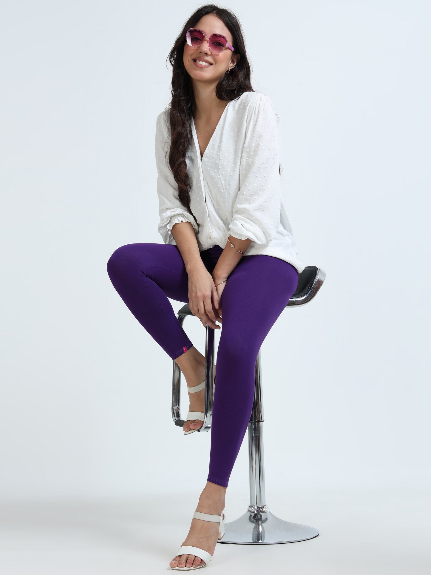 Varnam Women Ankle Length Cotton Leggings – Purple