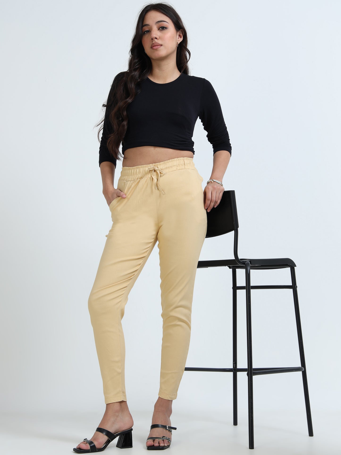 Varnam Women Lycra Slub Straight Pants – Skin