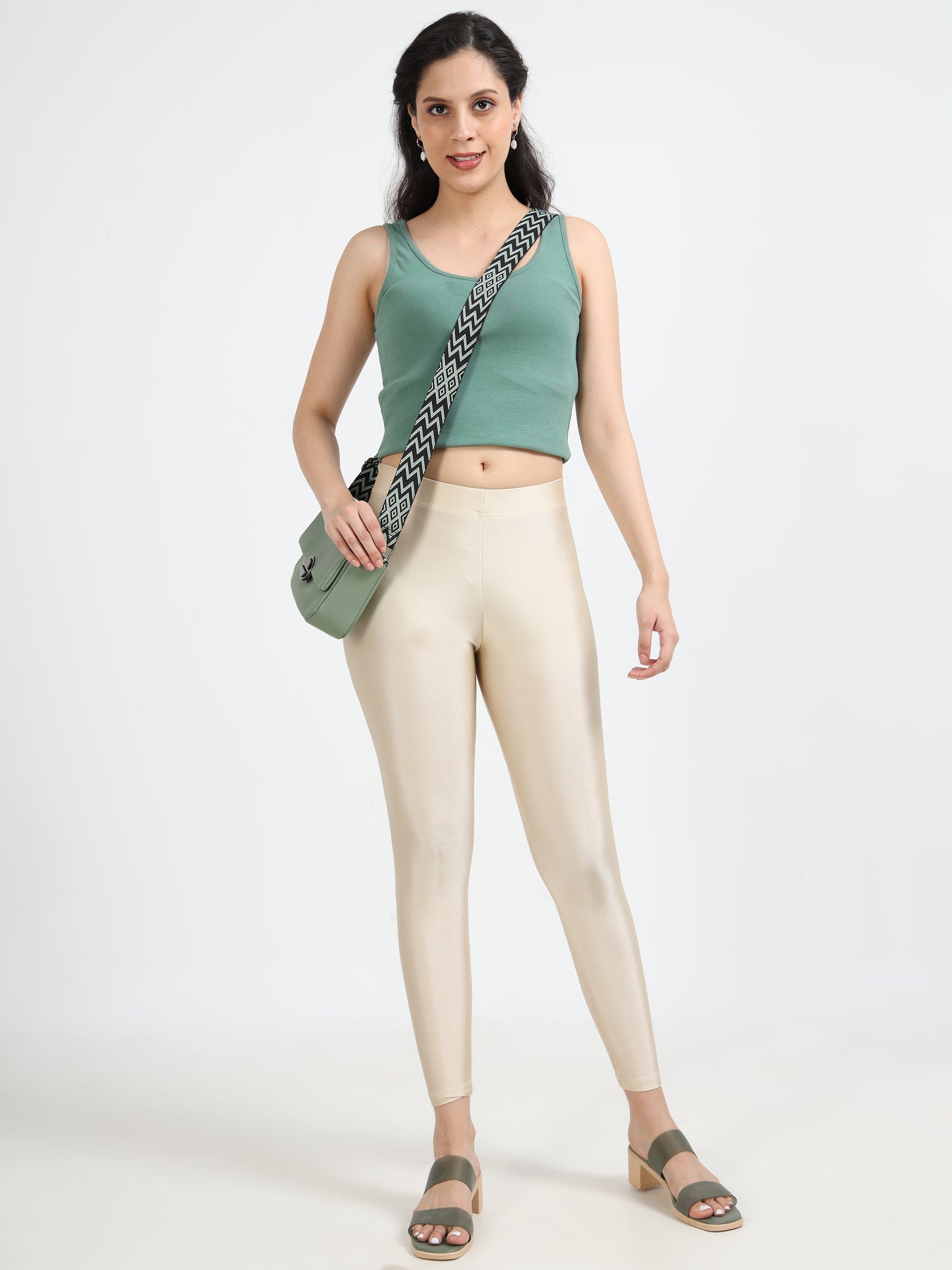 Varnam Shimmer Ankle Length Leggings With Shawl (Combo) - Coin Silver