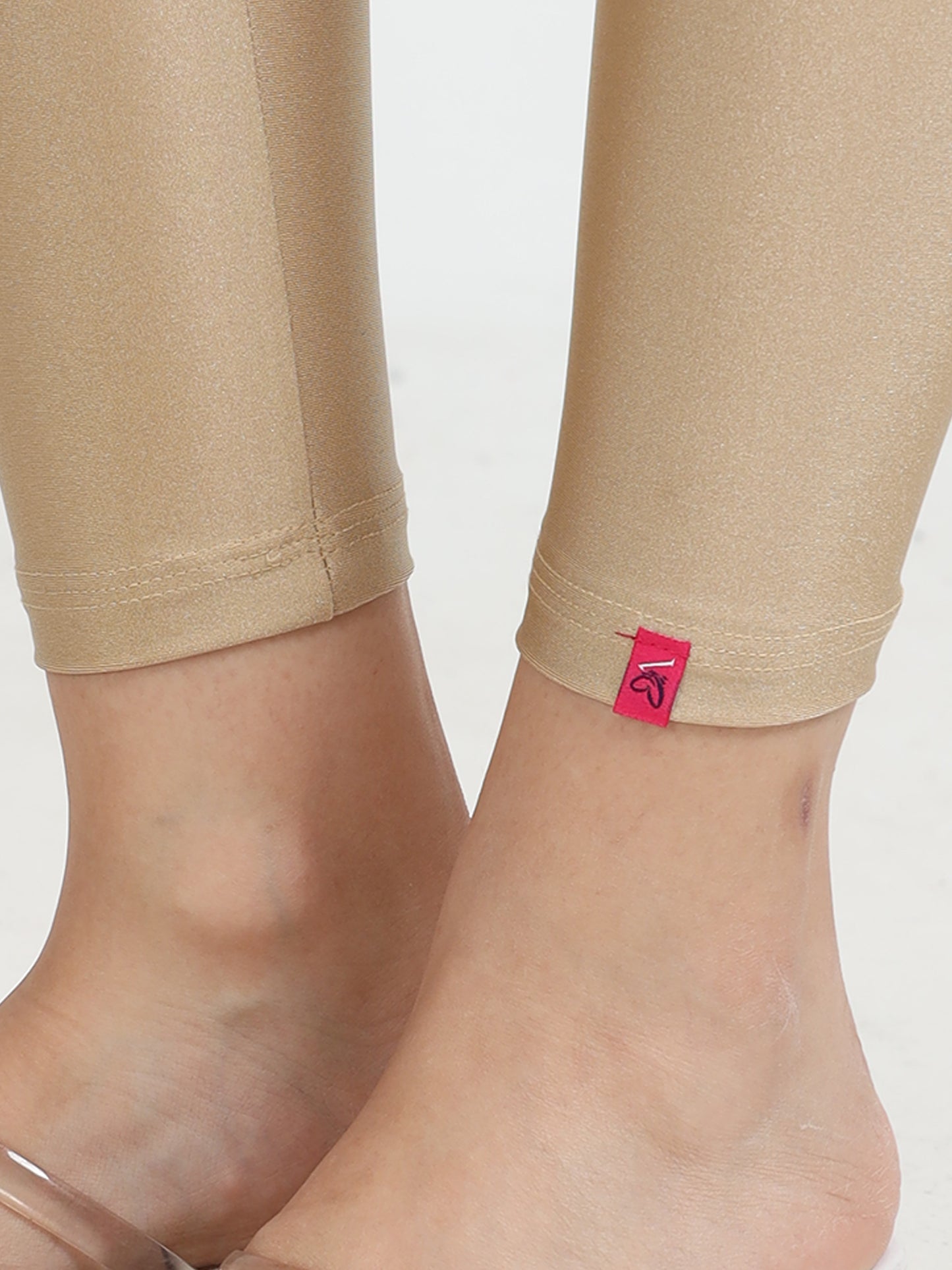 Varnam Shimmer Ankle Length Leggings - Lt.Skin