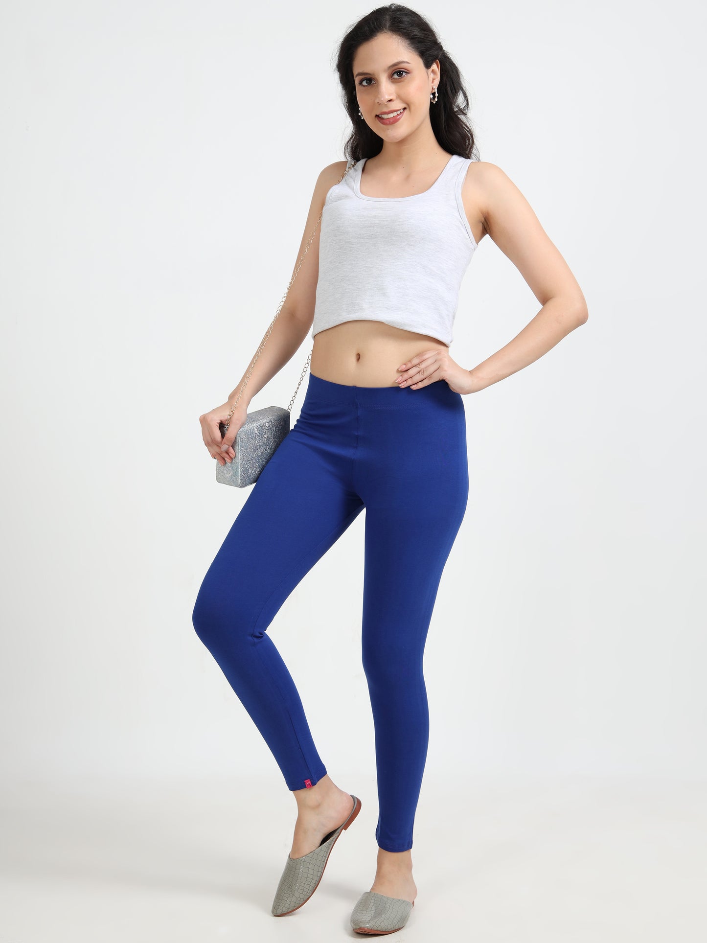 Varnam Women Ankle Length Cotton Leggings – Royal